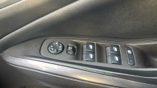 Vauxhall Grandland X 1.6 Turbo D Sport Nav 5dr Auto Diesel Hatchback